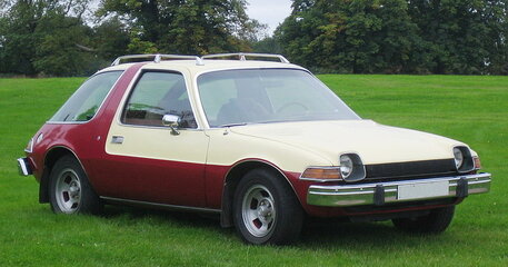 ta626c6_800px-AMC_Pacer_1975-1978.jpg