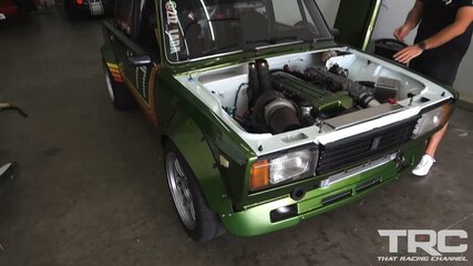 Widebody-Kit-am-Lada-mit-2JZ-Tubo-Triebwerk-6.jpg