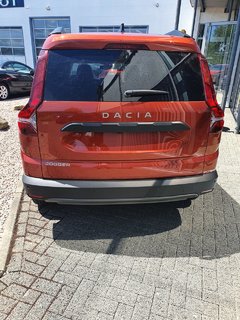Dacia 4.jpg