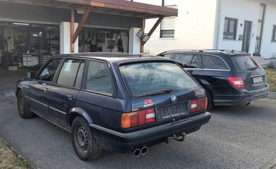 h2-draußen mit Daimler.JPEG