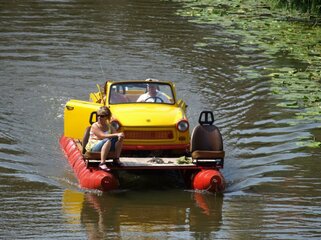 Wasserauto.jpg