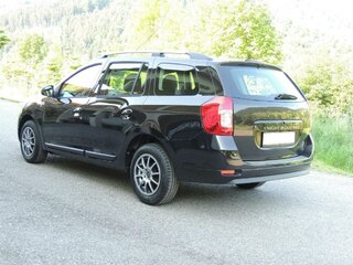 Dacia Logan MCV 02klein.jpg