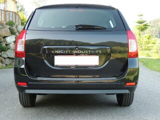 Dacia Logan MCV 03klein.jpg