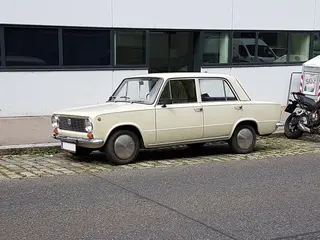 Fiat124-1.webp