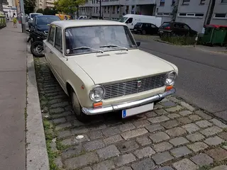 Fiat124-2.webp