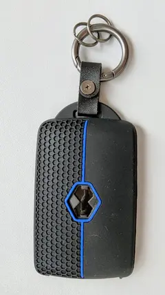 Renaulthuelle02.webp