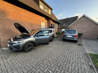 IMG_2285 - Kennzeichen.webp IMG_2285 - Kennzeichen.webp