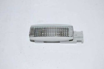Innenraumleuchte-VW-3B09471.jpg