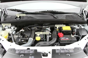 Motorraum dCi 110.jpg