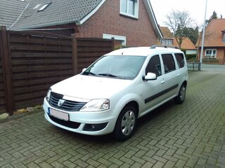 Dacia_2_weiß_1 (2).jpg