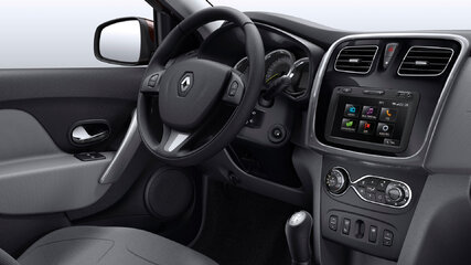 RENAULT-Logan-5253_2.jpg
