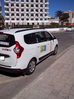 dacia_taxi.jpg