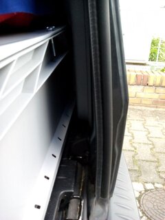 Box an Tür_neu.jpg