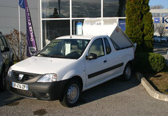 Dacia Pickup Tipper.jpg