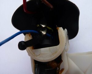 P1110293_Einzelader_abgebrochen_red.JPG