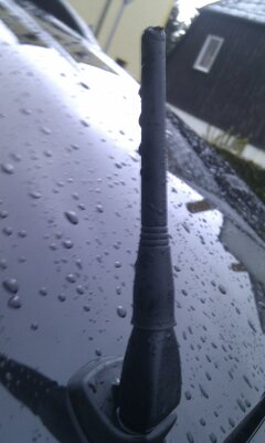 antenne dacia logan.jpg