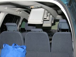 tp-ablagefaecher-unter-fahrzeugdach.jpg