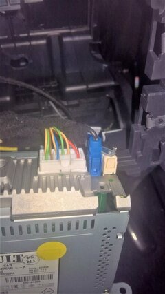 Stecker Antenne MediaNav 1.jpg