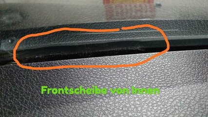 Frontscheibe Innen.jpg