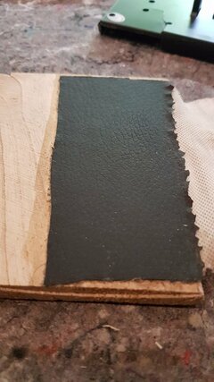 Kunstleder Opferstück.jpg Kunstleder Opferstück.jpg