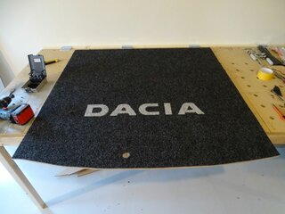 dacia-lodgy-boden-anpassen (8).JPG