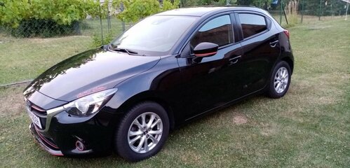 Neue Mazda 2.jpg