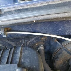 Rost-Motorraum2.jpg