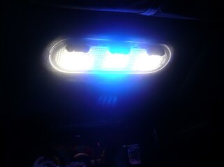 Innenraum 2013 kaltweiß blau kaltweiß 001.jpg