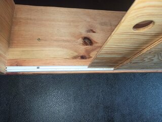 Schrank Detail Schiebetür.jpg