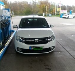 dacia1.jpg